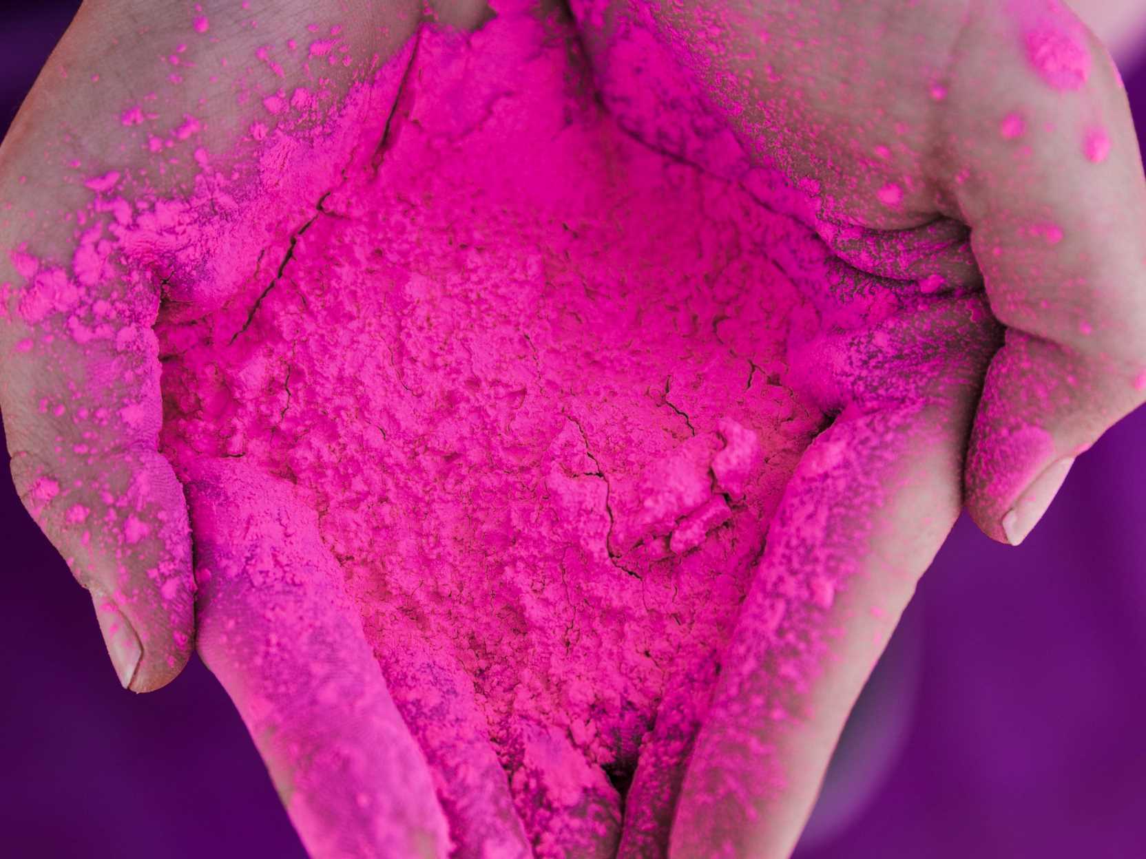 Fluorescent powder